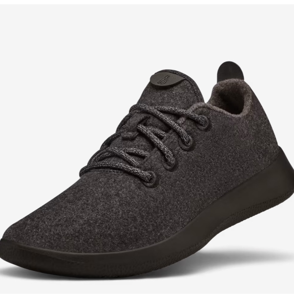 Allbird wool runners size 9